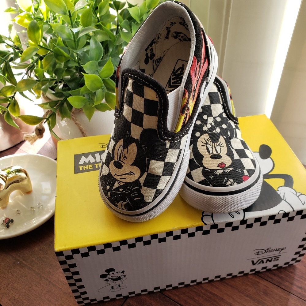 Infant Disney collab slip on vans